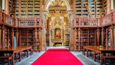 O que visitar em Coimbra
capela de são miguel
coimbra
biblioteca joanina
universidade de coimbra
