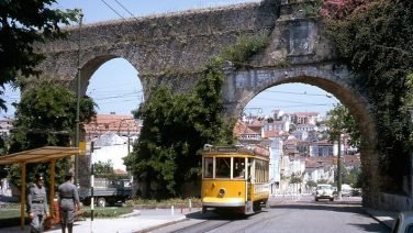 Roteiro Portugal Espanha: Descobre ambos os Paises templo romano evora évora espanha cascais porto porto tour tour porto santiago compostela sevilha lisboa lisboa tour lisbon tour tour lisboa fatima fatima tour tour fatima fátima coimbra tour coimbra coimbra tour