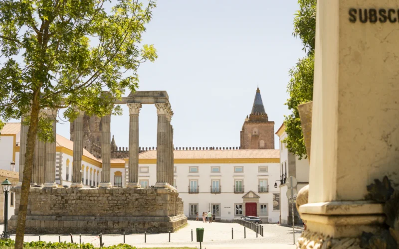 evora skyline