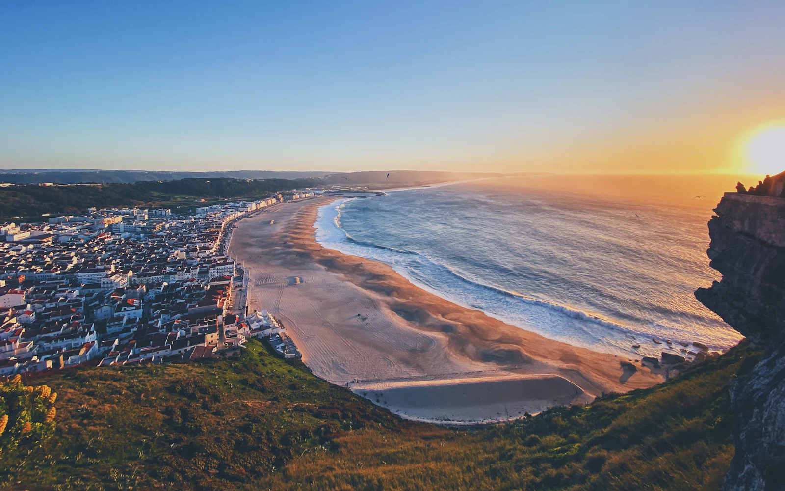 nazare cliffs