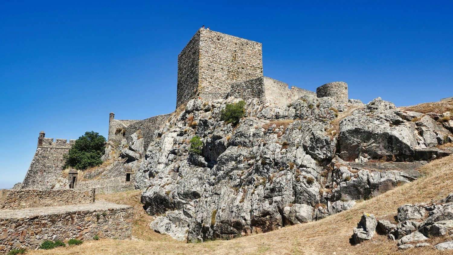 Marvão Castle keep and defensive walls rising above a granite outcrop