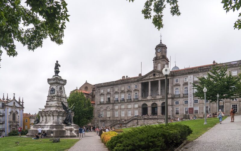 Palácio da Bolsa and Infante square in Porto