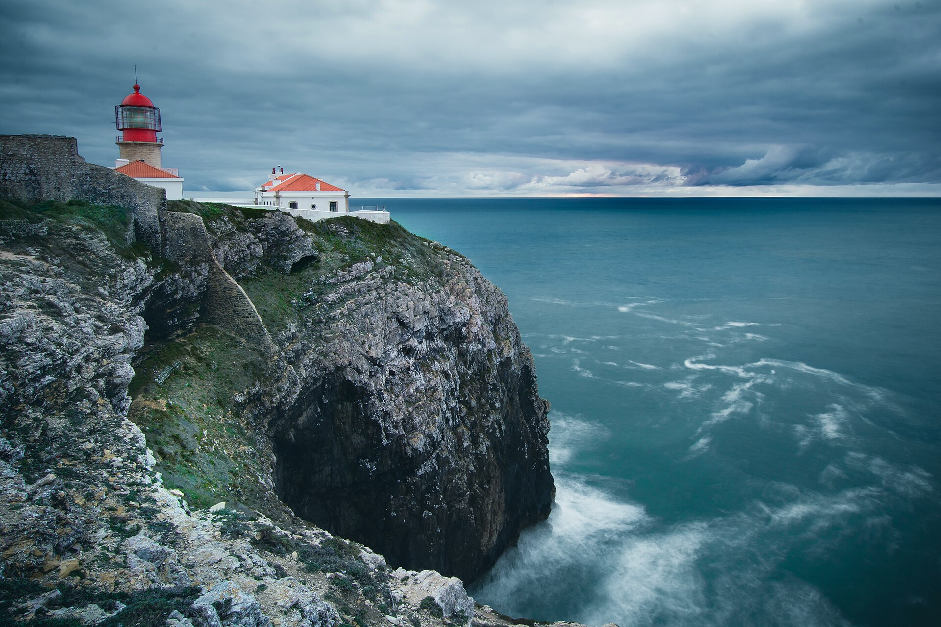Cliffs and lighthouse at Cabo de São Vicente